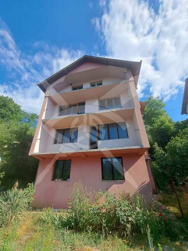 For sale - House in Svoge,  Sofia Oblast