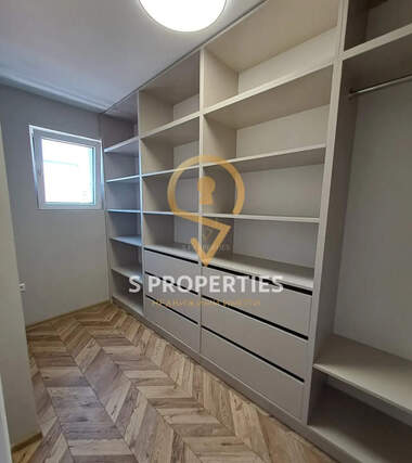 For sale - Apartment in Center,  Varna