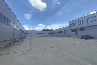 Продажа - Здание в Брезник,  Перник
