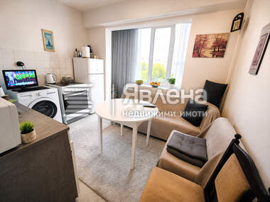 Продажба - Апартамент в Изток,  Перник