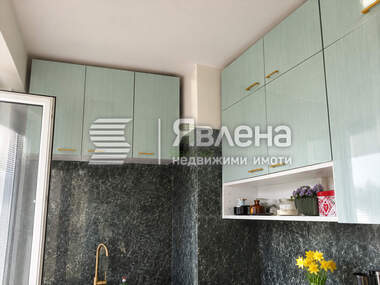 Продажа - Квартира в Изгрев,  Бургас