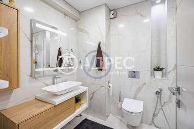 Продажа - Квартира в Бриз,  Варна