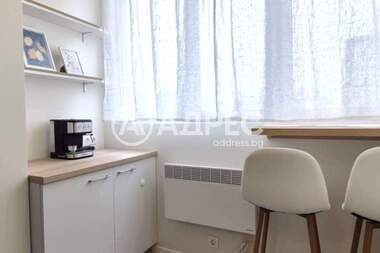 Închiriere - Apartament în Center,  Sofia