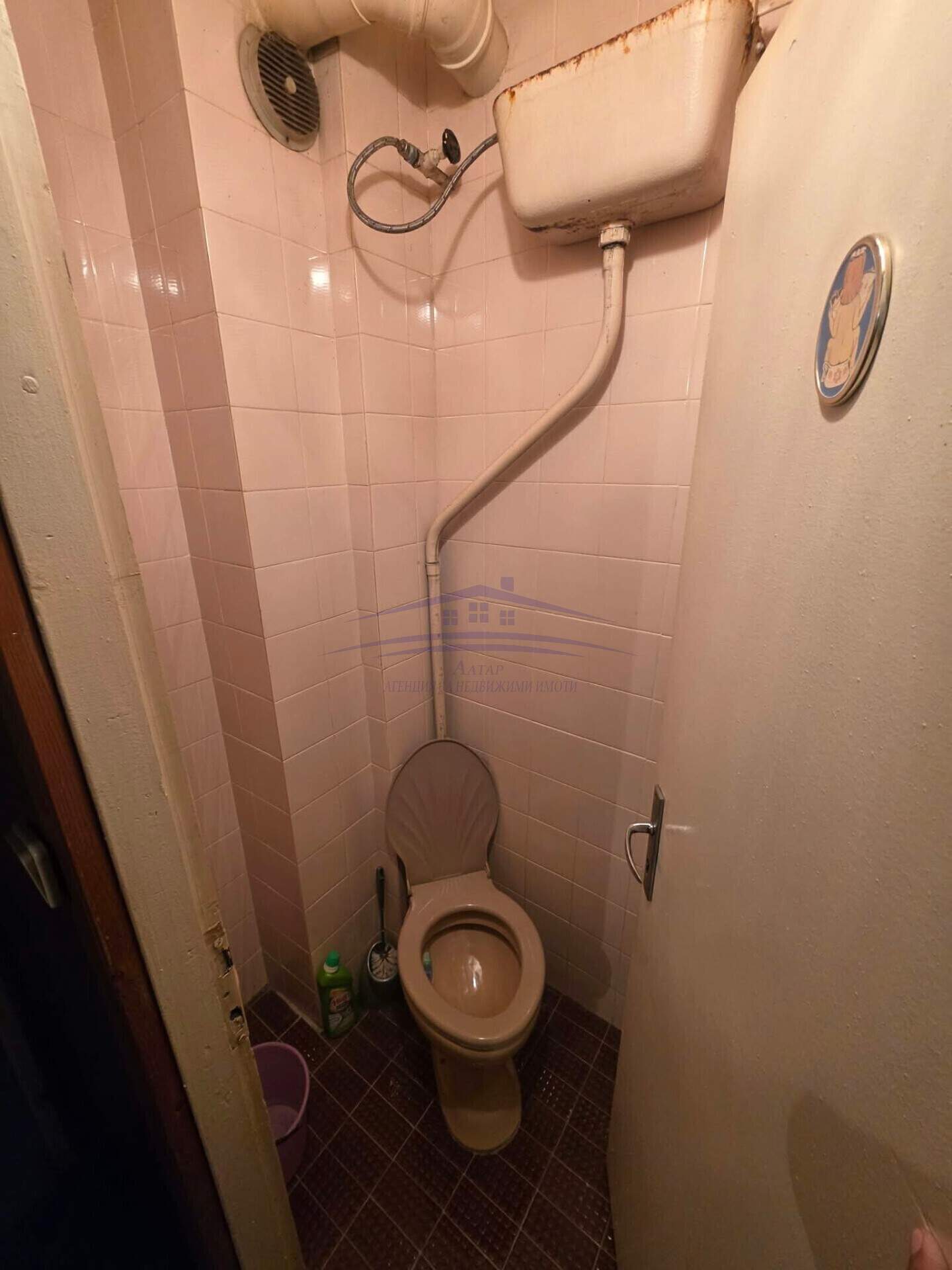 Тристаен Апартамент в Запад-2, Търговище – снимка 7
