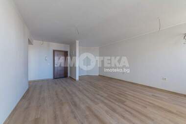 Продажба - Апартамент във Виница,  Варна