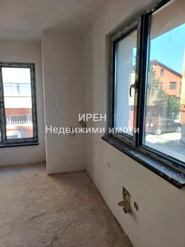 Verkauf - Büro/Lager/Schönheitssalon/Zahnarztbüro in Awren,  Iambol