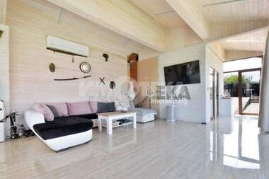 For sale - House in Karadjovo,  Plovdiv