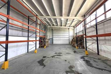 For rent - Storage Unit in Charodeyka - Iug,  Ruse
