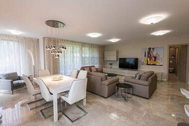 Închiriere - Apartament în Simeonovo,  Sofia