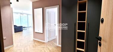 Vânzare - Apartament în Kărșiaka,  Plovdiv