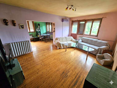 For sale - House in Sredna kula,  Ruse