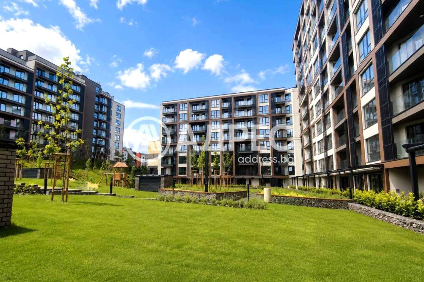 Cu patru camere Apartament în Lagera, Sofia – fotografia 7