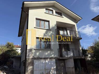 For sale - House in Klepalo,  Pernik