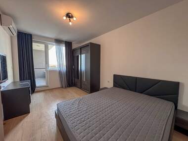 Închiriere - Apartament în Slaveîkov,  Burgas