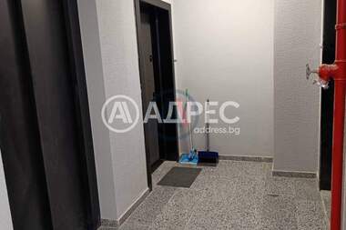 Продажба - Апартамент в Колхозен пазар,  Варна