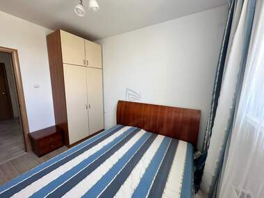 Miete - Wohnung in Izgrew,  Burgas