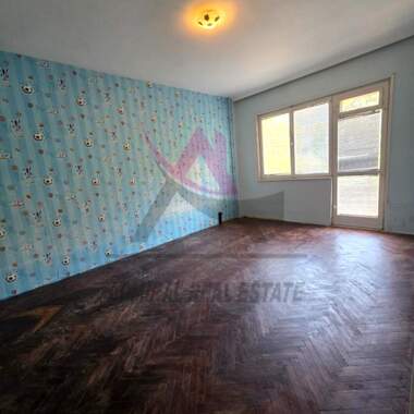 Închiriere - Apartament în Ceaîka,  Varna