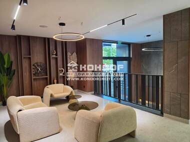 Vânzare - Apartament în Mladejki hălm,  Plovdiv
