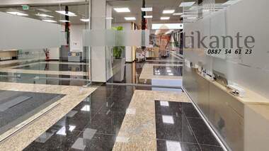 Miete - Büro in Hladilnika,  Sovia