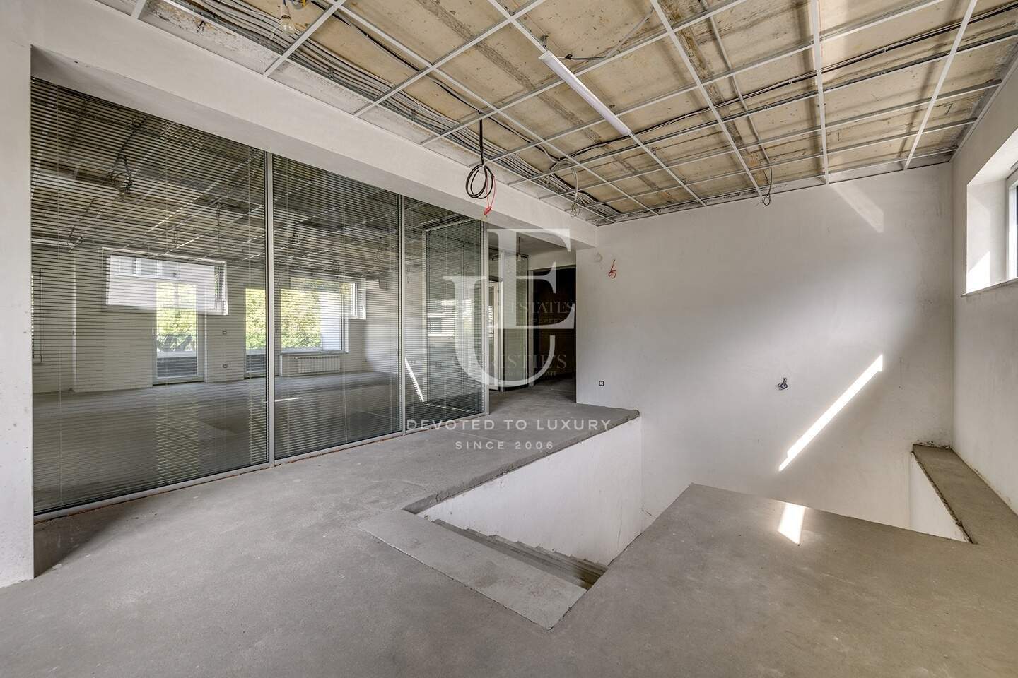 Ofis olarak Iztok, Sofia – fotoğraf 8