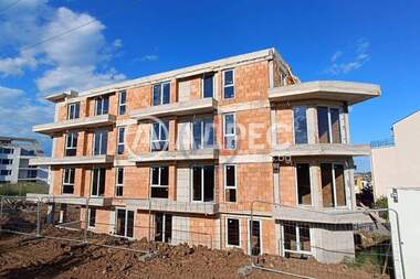 Продажба - Апартамент в Созопол,  Бургас