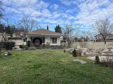 For rent - House in Alen mak,  Varna