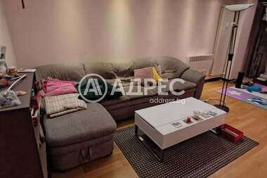 Închiriere - Apartament în Belite brezi,  Sofia