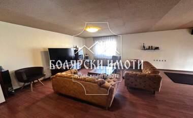 For sale - Apartment in Centеr,  Veliko Tarnovo