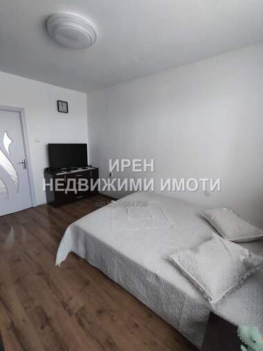 Vânzare - Apartament în Hale,  Iambol