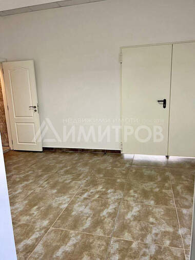 Satış - Dükkan/Ofis/Depo/Güzellik salonu/Yer/Diş ofisi olarak Novi Pazar,  Şumen