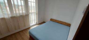 Închiriere - Apartament în Kamenni,  Haskovo