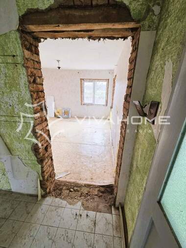 Продажба - Къща в Карапелит,  Добрич