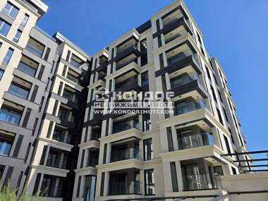 Vânzare - Apartament în Mladejki hălm,  Plovdiv