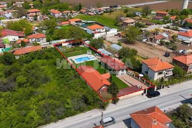 For sale - House in Karadjovo,  Plovdiv