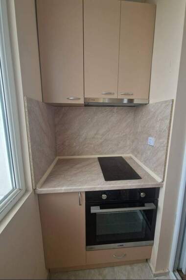 Închiriere - Apartament în Izgrev,  Burgas