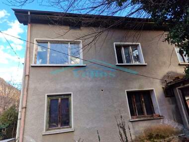 For sale - House in Gara Lakatnik,  Sofia Oblast