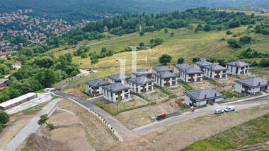 Vânzare - Casă în Sofia Village,  Sofia