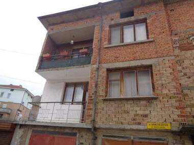 For sale - Apartment in Panagiurishte,  Pazardjik