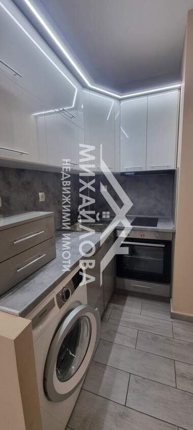 Продажба - Апартамент в Три чучура-юг,  Стара Загора