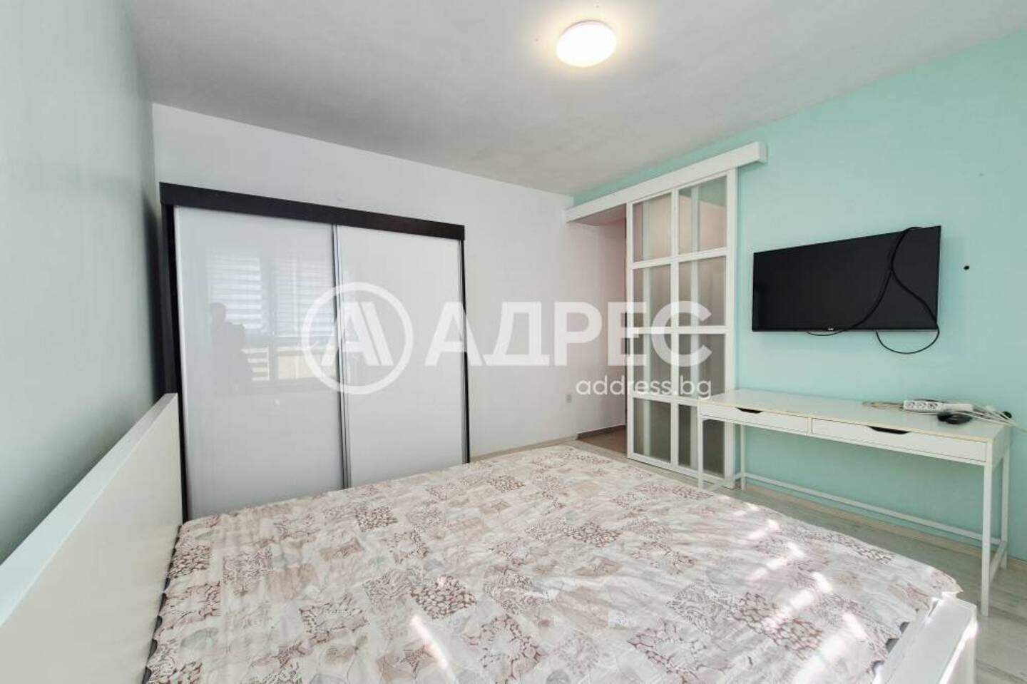Cu patru camere Apartament în Văzrajdane 1, Varna – fotografia 7