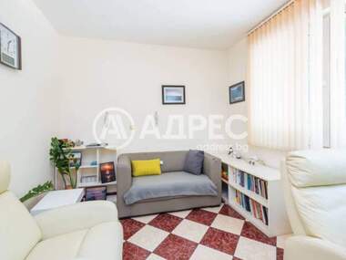 Ενοίκιο - Διαμέρισμα σε Център,  Варна