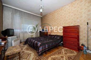 Vânzare - Apartament în Hristo Smirnenski,  Plovdiv