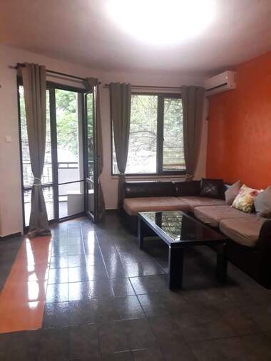 Închiriere - Apartament în Văstaniceeski,  Plovdiv