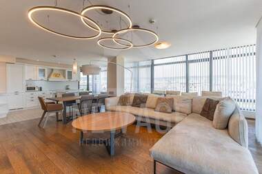 Vânzare - Apartament în Center,  Varna