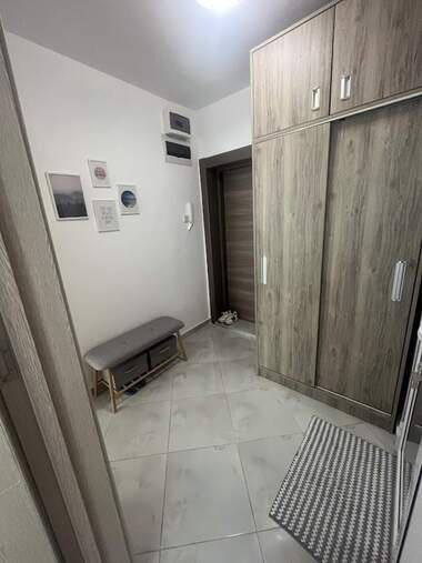 Miete - Wohnung in Mladejki halm,  Plowdiw