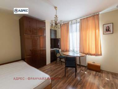 Аренда - Квартира в Център,  Враца