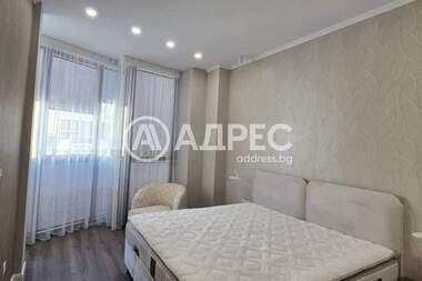 Ενοίκιο - Διαμέρισμα σε Център,  Варна