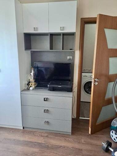 Închiriere - Apartament în Slaveîkov,  Burgas