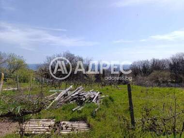 Vânzare - Teren de construcții în Priboî,  Varna
