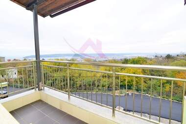 For rent - Apartment in Briz,  Varna